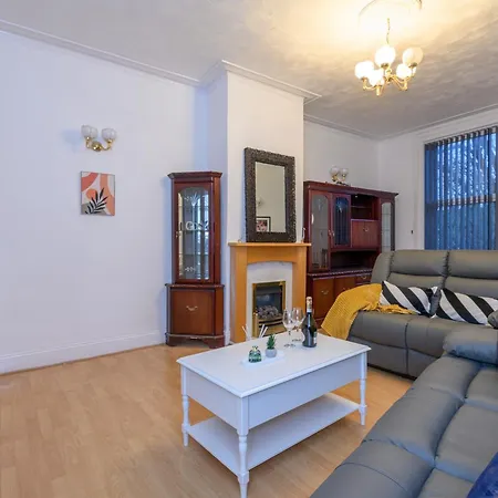 Newly Refurbished Headingley Free Parking - Pass The Keys Apartman *