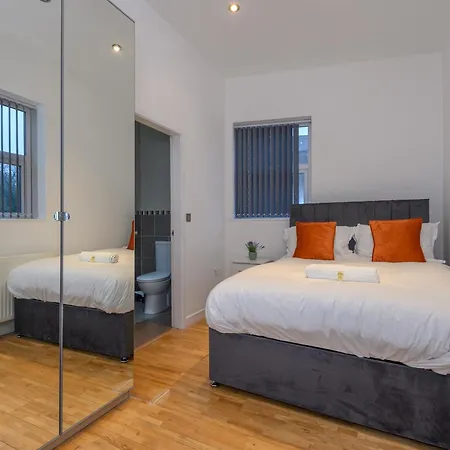Апартаменти Newly Refurbished Headingley Free Parking - Pass The Keys Лідс