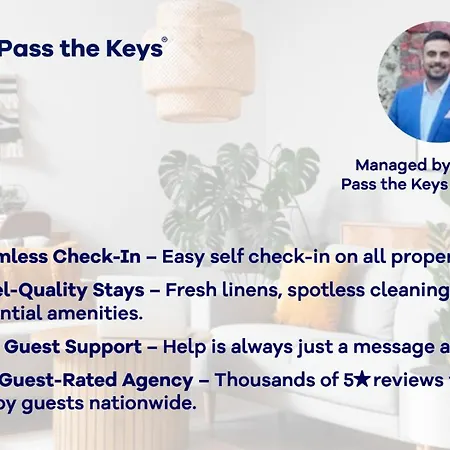 Newly Refurbished Headingley Free Parking - Pass The Keys Leeds (West Yorkshire)