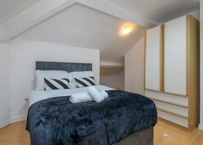 Apartment Newly Refurbished Headingley Free Parking - Pass The Keys