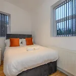 Newly Refurbished Headingley Free Parking - Pass The Keys Apartmán